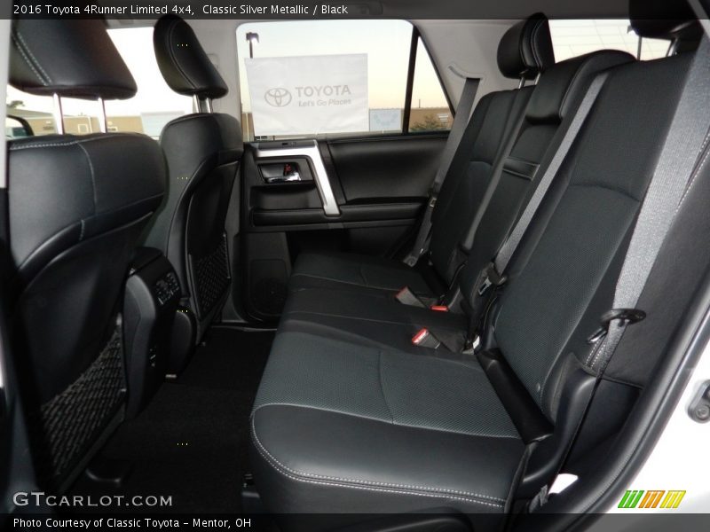 Classic Silver Metallic / Black 2016 Toyota 4Runner Limited 4x4