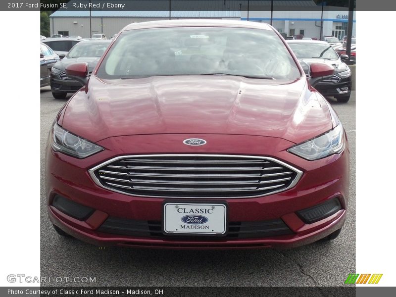 Ruby Red / Ebony 2017 Ford Fusion SE