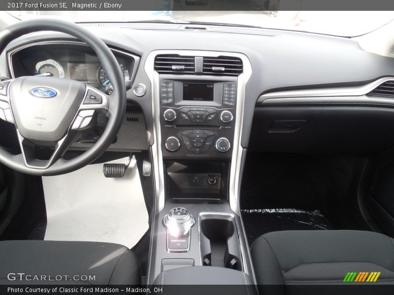 Magnetic / Ebony 2017 Ford Fusion SE