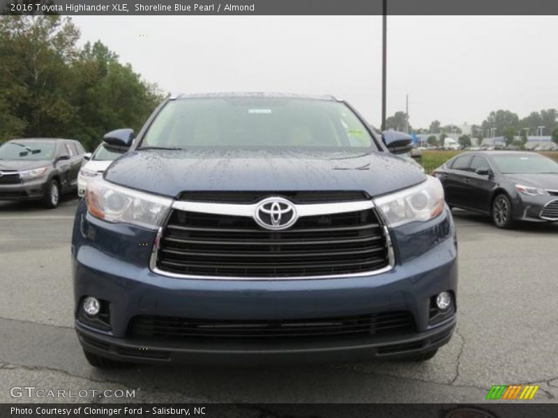 Shoreline Blue Pearl / Almond 2016 Toyota Highlander XLE