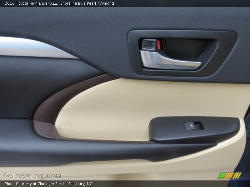 Shoreline Blue Pearl / Almond 2016 Toyota Highlander XLE