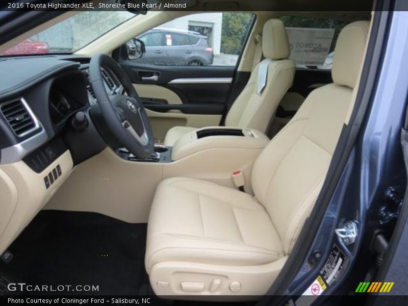 Front Seat of 2016 Highlander XLE