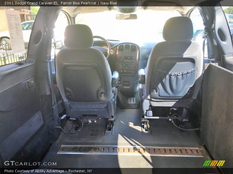 Patriot Blue Pearlcoat / Navy Blue 2001 Dodge Grand Caravan ES