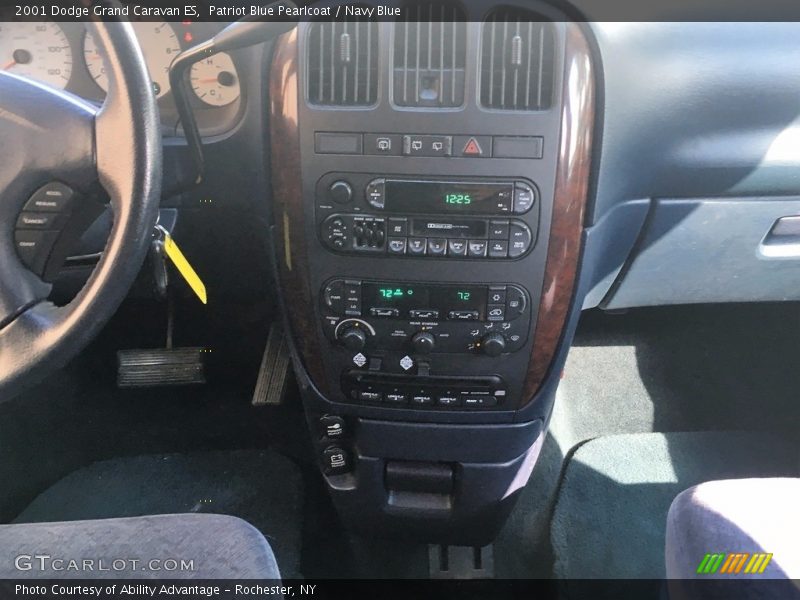 Patriot Blue Pearlcoat / Navy Blue 2001 Dodge Grand Caravan ES