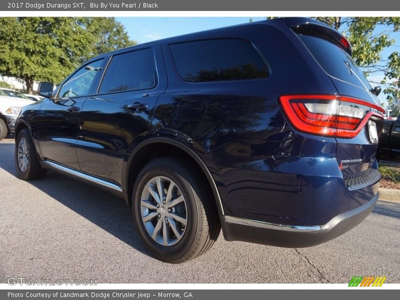Blu By You Pearl / Black 2017 Dodge Durango SXT