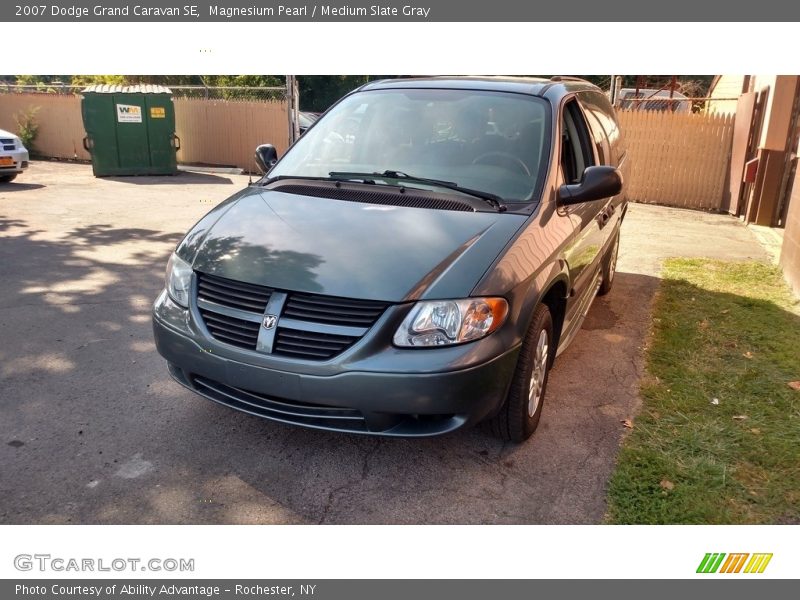 Magnesium Pearl / Medium Slate Gray 2007 Dodge Grand Caravan SE