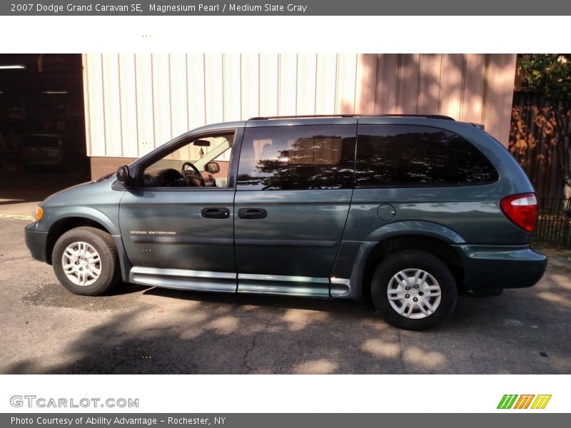 Magnesium Pearl / Medium Slate Gray 2007 Dodge Grand Caravan SE