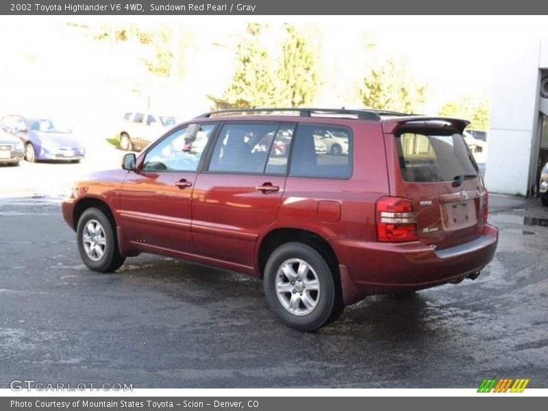 Sundown Red Pearl / Gray 2002 Toyota Highlander V6 4WD