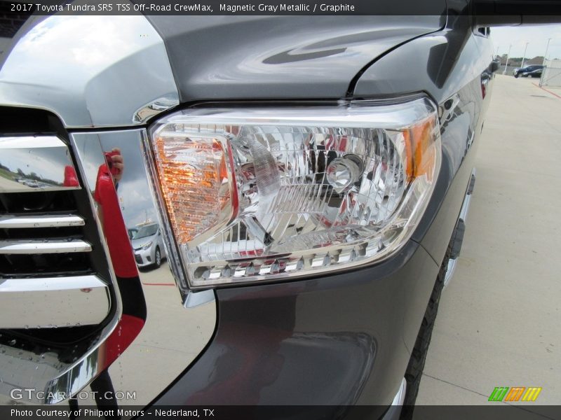Magnetic Gray Metallic / Graphite 2017 Toyota Tundra SR5 TSS Off-Road CrewMax