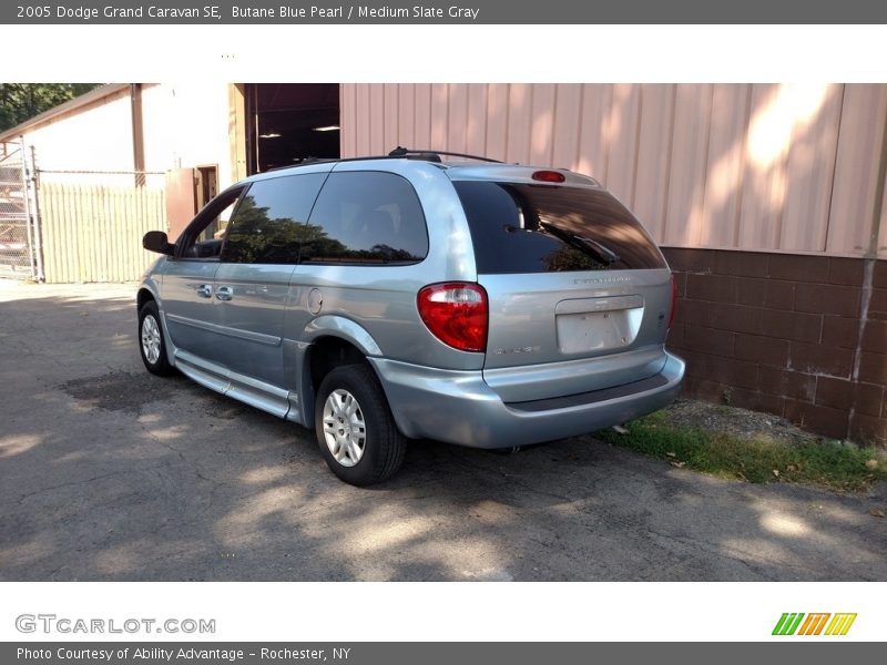 Butane Blue Pearl / Medium Slate Gray 2005 Dodge Grand Caravan SE