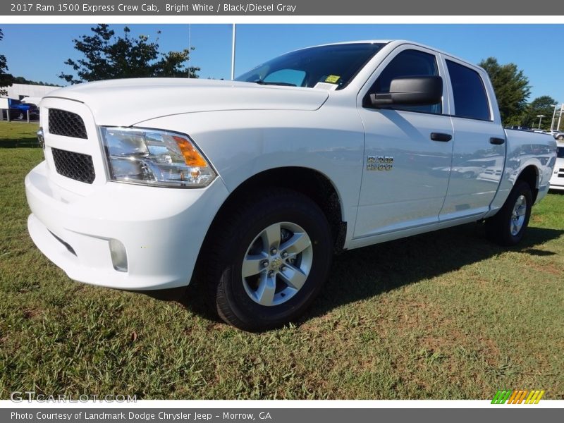 Bright White / Black/Diesel Gray 2017 Ram 1500 Express Crew Cab