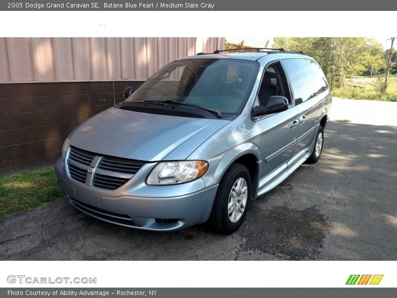 Butane Blue Pearl / Medium Slate Gray 2005 Dodge Grand Caravan SE