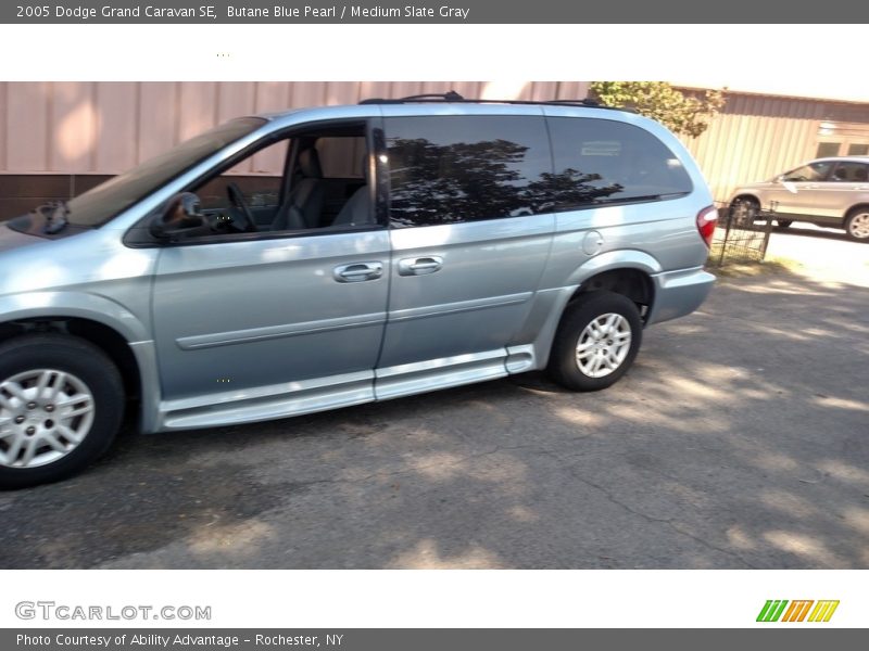 Butane Blue Pearl / Medium Slate Gray 2005 Dodge Grand Caravan SE