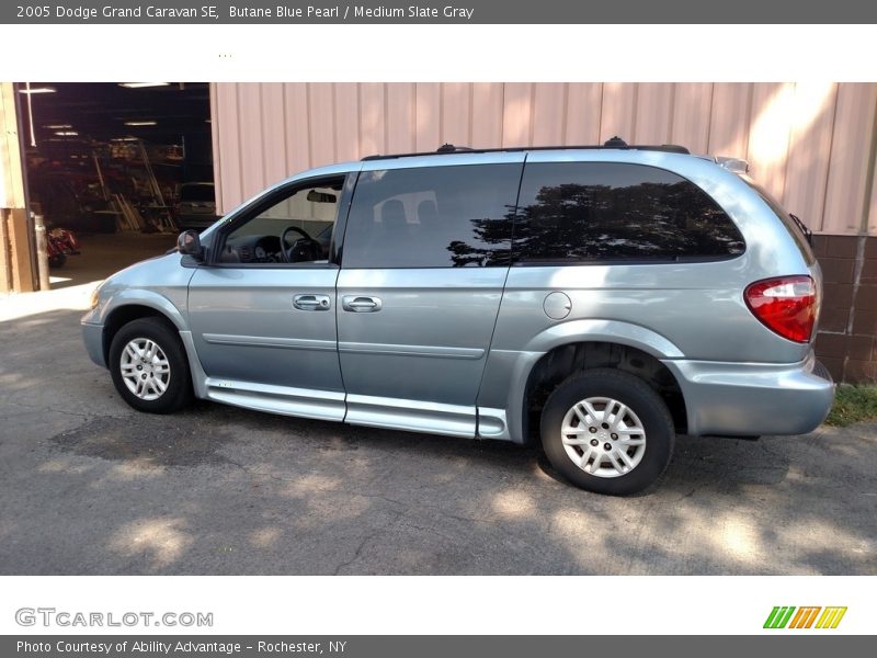 Butane Blue Pearl / Medium Slate Gray 2005 Dodge Grand Caravan SE