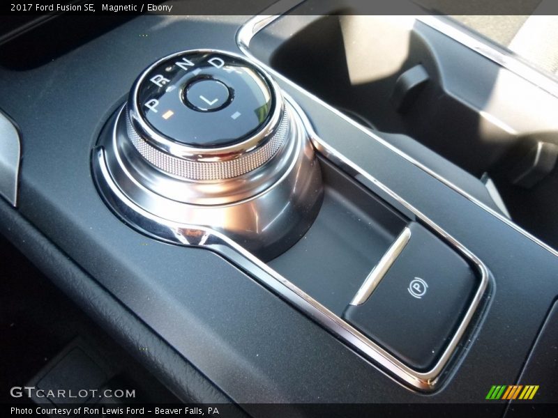 Magnetic / Ebony 2017 Ford Fusion SE