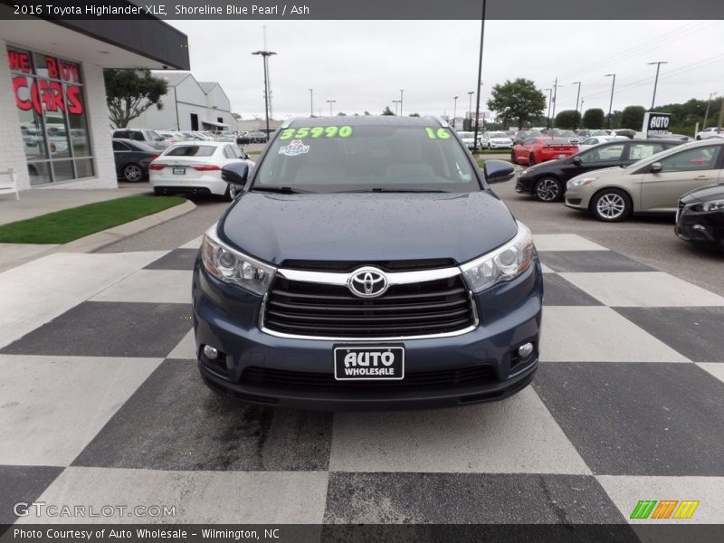 Shoreline Blue Pearl / Ash 2016 Toyota Highlander XLE