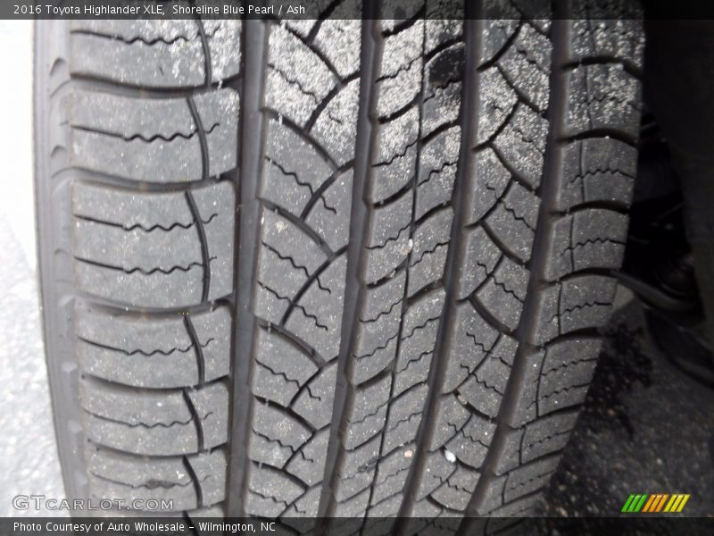 Shoreline Blue Pearl / Ash 2016 Toyota Highlander XLE