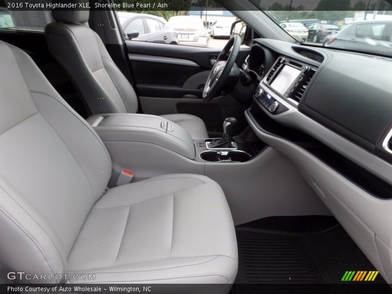 Shoreline Blue Pearl / Ash 2016 Toyota Highlander XLE