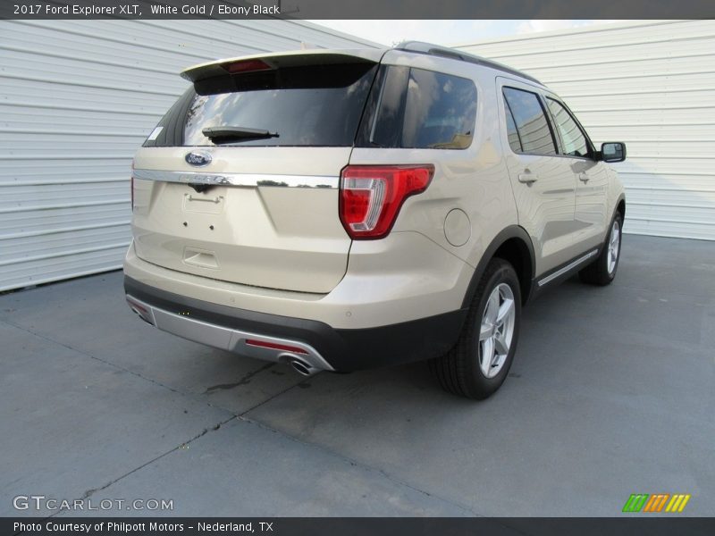 White Gold / Ebony Black 2017 Ford Explorer XLT