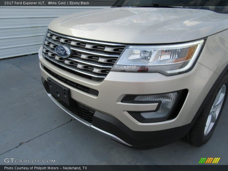 White Gold / Ebony Black 2017 Ford Explorer XLT