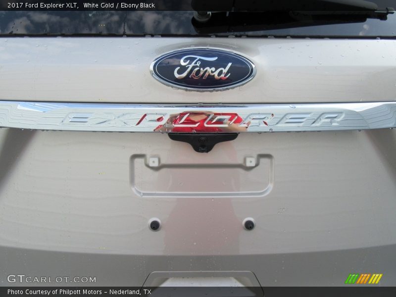 White Gold / Ebony Black 2017 Ford Explorer XLT