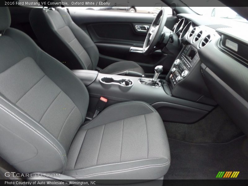 Oxford White / Ebony 2016 Ford Mustang V6 Convertible