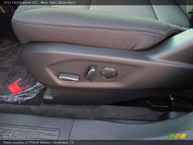 White Gold / Ebony Black 2017 Ford Explorer XLT