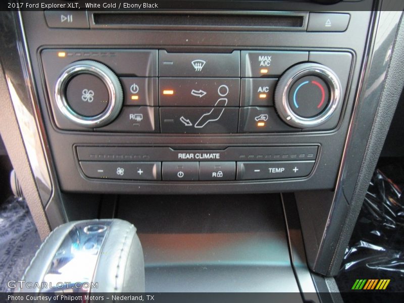 White Gold / Ebony Black 2017 Ford Explorer XLT
