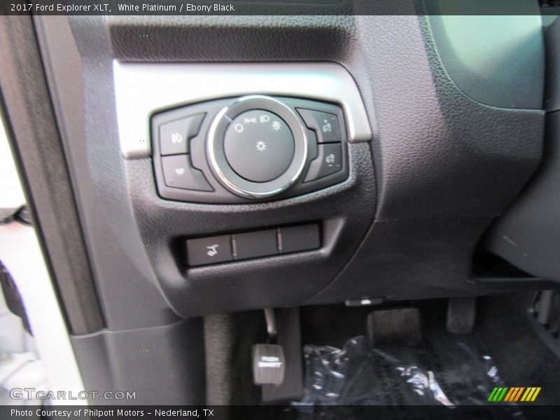 White Platinum / Ebony Black 2017 Ford Explorer XLT