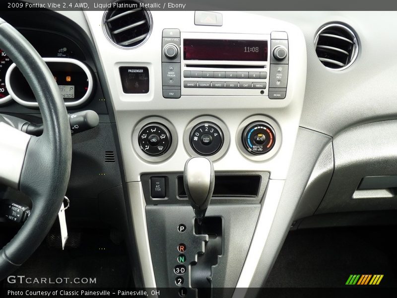 Liquid Platinum Metallic / Ebony 2009 Pontiac Vibe 2.4 AWD