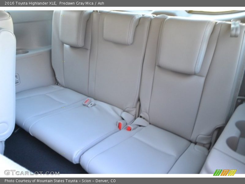 Predawn Gray Mica / Ash 2016 Toyota Highlander XLE
