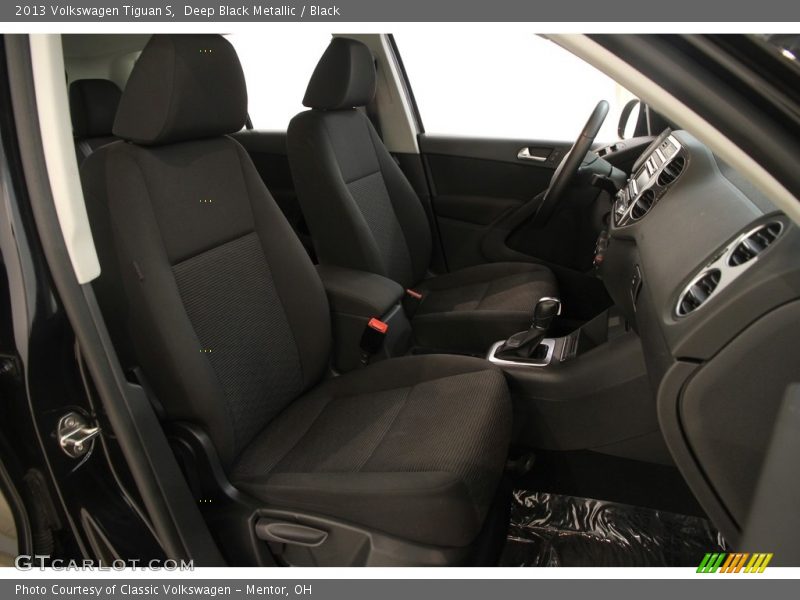 Deep Black Metallic / Black 2013 Volkswagen Tiguan S