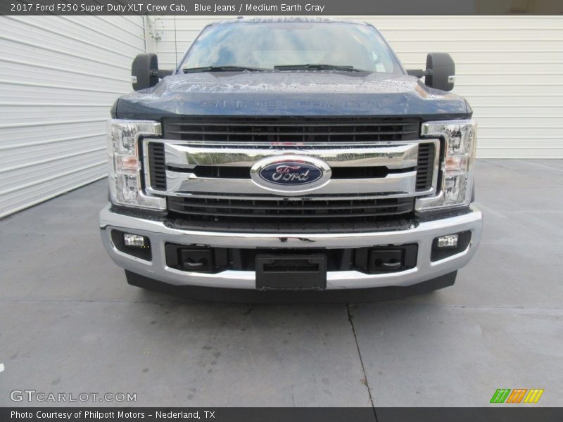 Blue Jeans / Medium Earth Gray 2017 Ford F250 Super Duty XLT Crew Cab