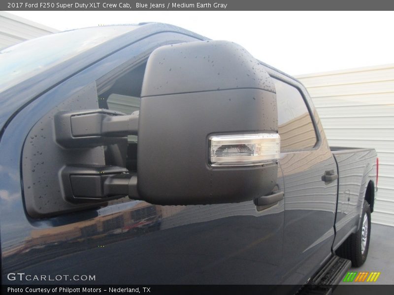 Blue Jeans / Medium Earth Gray 2017 Ford F250 Super Duty XLT Crew Cab