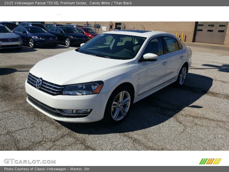 Front 3/4 View of 2015 Passat TDI SEL Premium Sedan