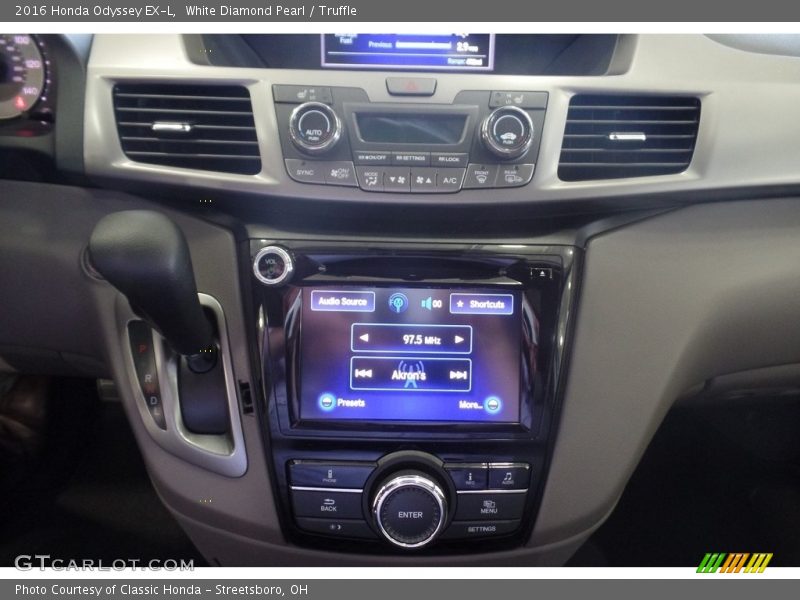 White Diamond Pearl / Truffle 2016 Honda Odyssey EX-L