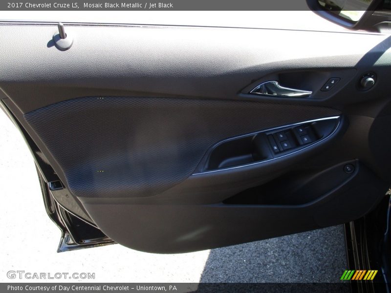 Mosaic Black Metallic / Jet Black 2017 Chevrolet Cruze LS