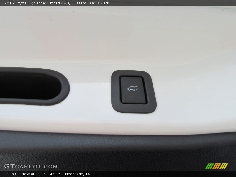 Blizzard Pearl / Black 2016 Toyota Highlander Limited AWD
