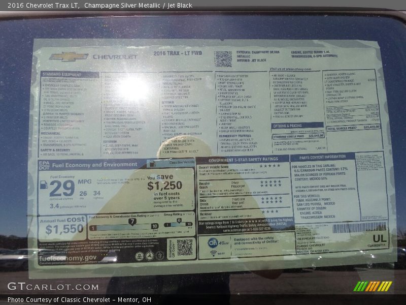 Champagne Silver Metallic / Jet Black 2016 Chevrolet Trax LT