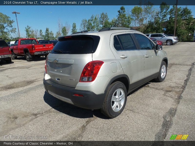 Champagne Silver Metallic / Jet Black 2016 Chevrolet Trax LT