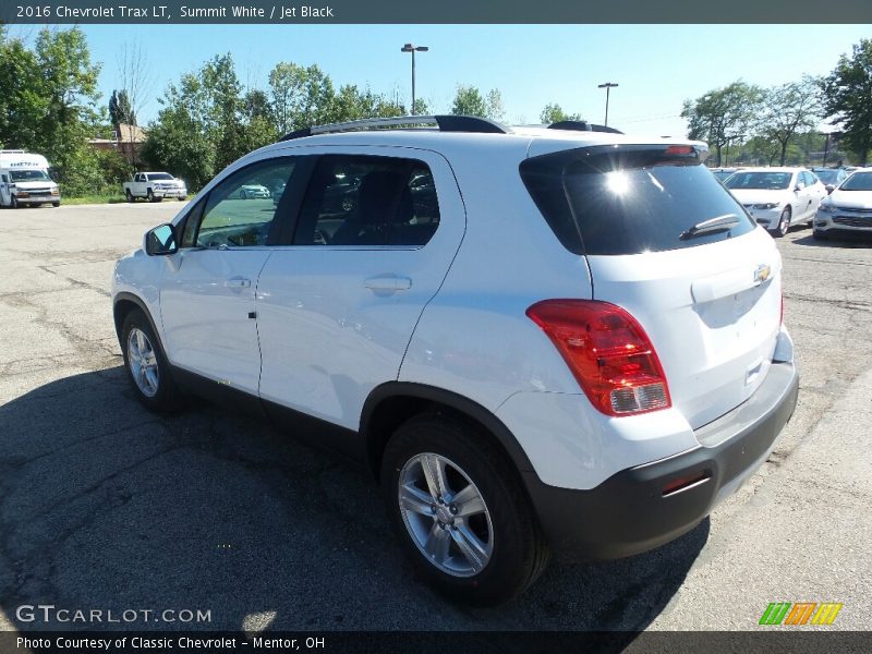 Summit White / Jet Black 2016 Chevrolet Trax LT