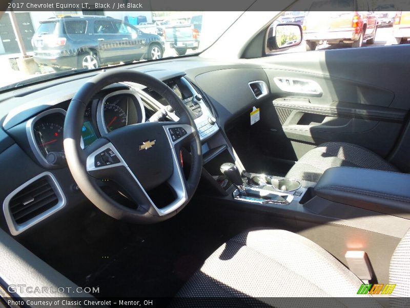 Black / Jet Black 2017 Chevrolet Equinox LT