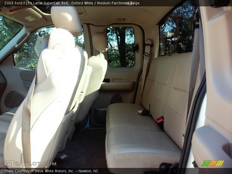 Oxford White / Medium Parchment Beige 2003 Ford F150 Lariat SuperCab 4x4