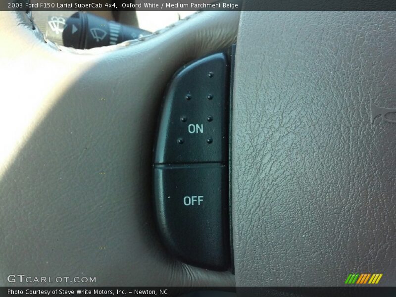 Oxford White / Medium Parchment Beige 2003 Ford F150 Lariat SuperCab 4x4