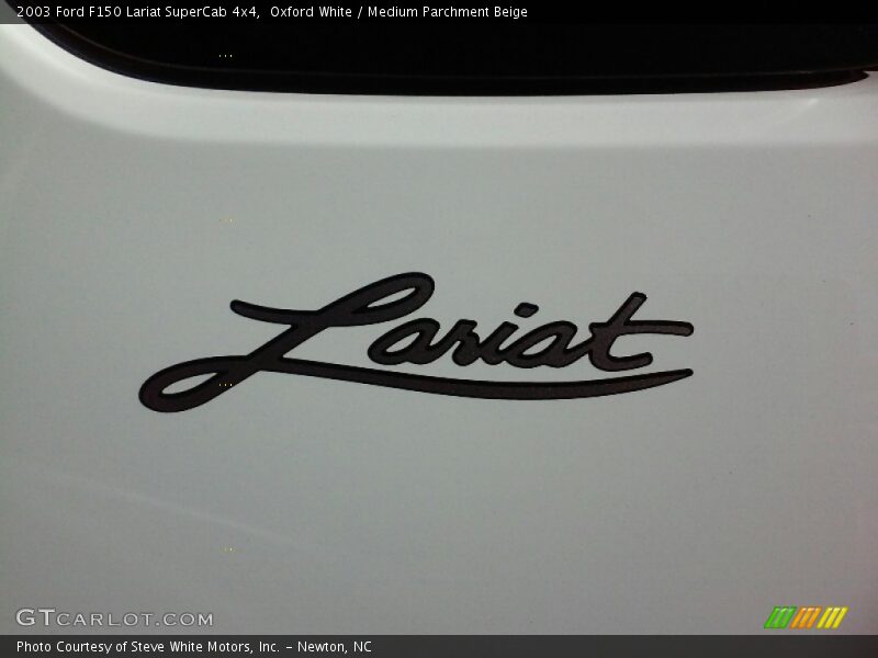 Oxford White / Medium Parchment Beige 2003 Ford F150 Lariat SuperCab 4x4
