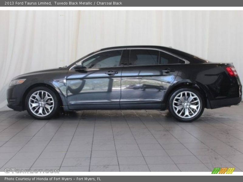 Tuxedo Black Metallic / Charcoal Black 2013 Ford Taurus Limited