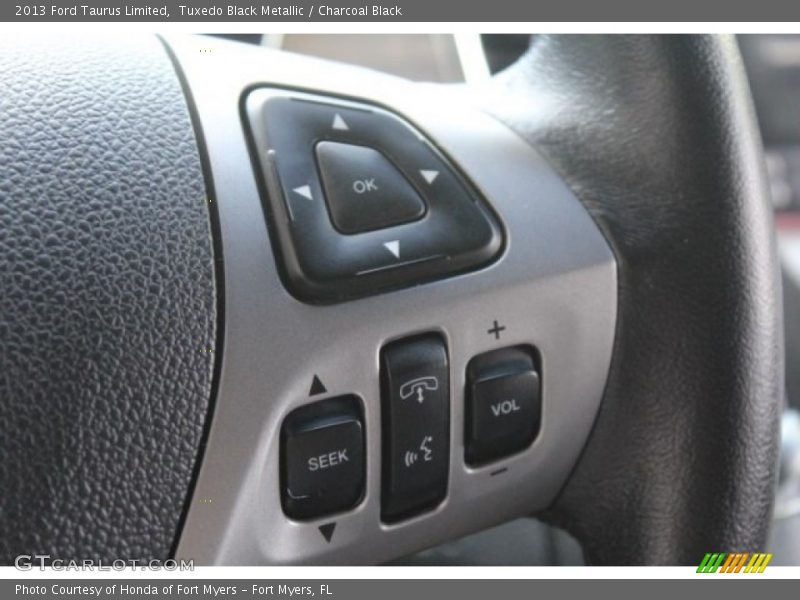 Tuxedo Black Metallic / Charcoal Black 2013 Ford Taurus Limited