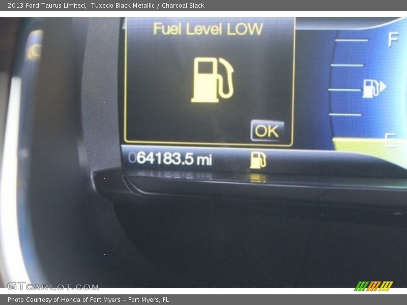 Tuxedo Black Metallic / Charcoal Black 2013 Ford Taurus Limited