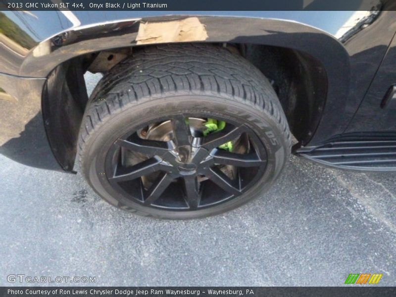 Onyx Black / Light Titanium 2013 GMC Yukon SLT 4x4