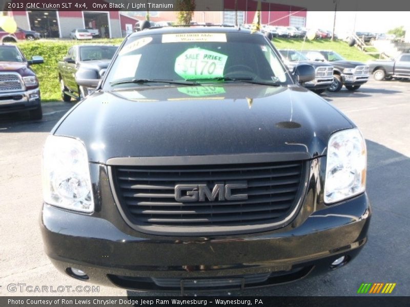 Onyx Black / Light Titanium 2013 GMC Yukon SLT 4x4